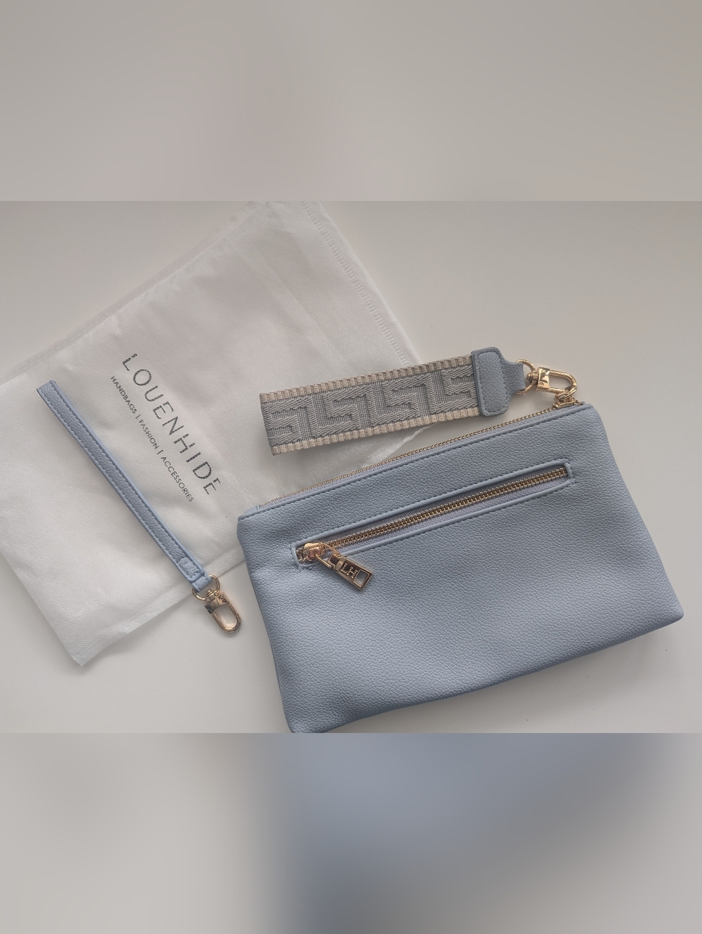Louenhide Mimi Clutch (Cloudy Blue)